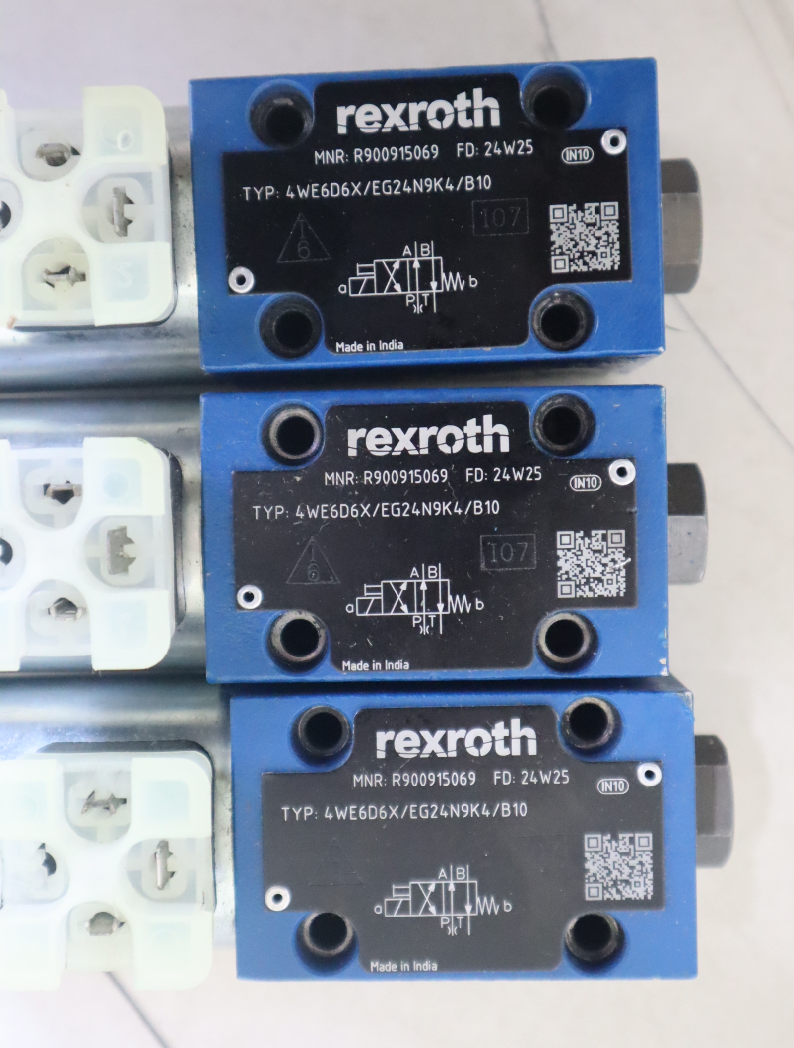 R900915069 4WE6D6X/EG24N9K4/B10 德国力士乐REXROTH电磁阀
