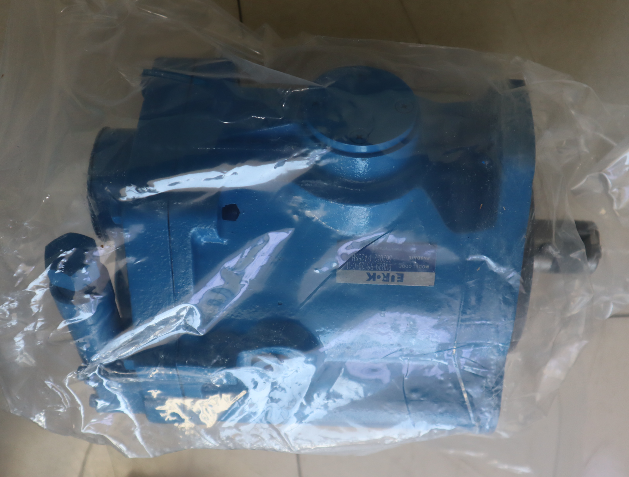 PVB29-RS-20-C-11 362032-1A25SH EUROK HYDRAULICS 液压泵