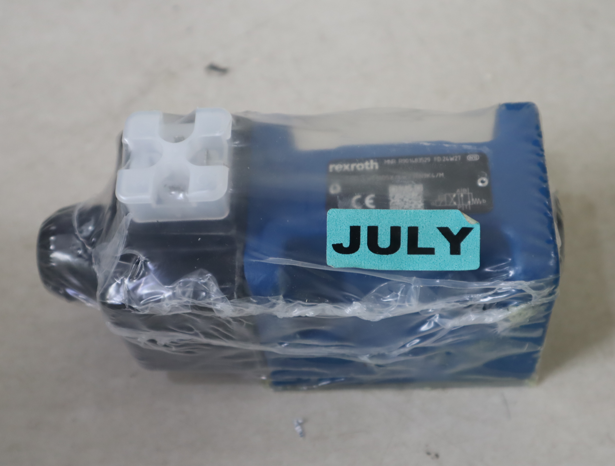 R901483529 4WE10D5X/EW230N9K4/M 德国力士乐REXROTH电磁阀230V