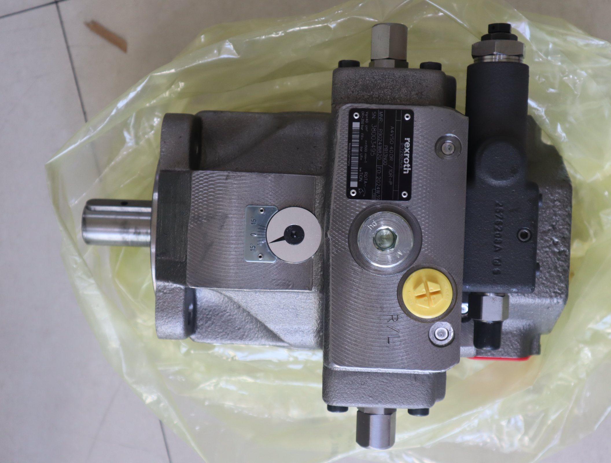 R902418820 A4VSO40DR/10R-PPB13N00 德国力士乐REXROTH柱塞泵