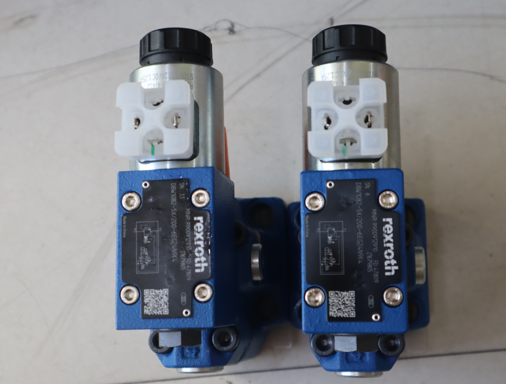 R900912910 DBW10B2-5X/200-6EG24N9K4 德国力士乐REXROTH溢流阀