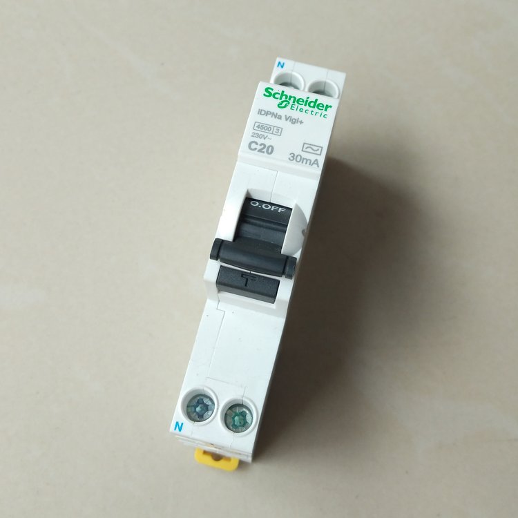 施耐德小型断路器IDPNa Vigi+C20A 微型空气开关