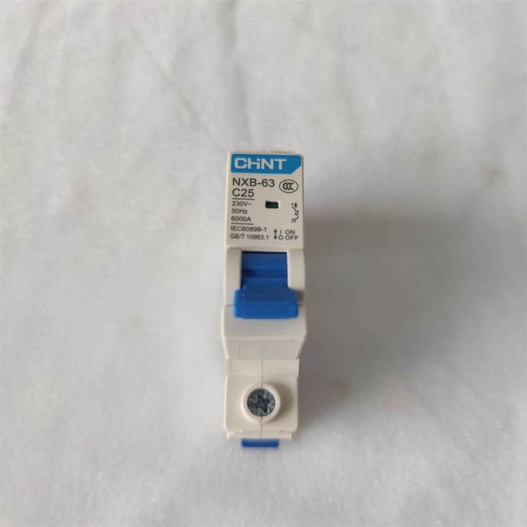 正泰家用小微型断路器 NXB-63 1P C25空气开关漏电保护开关
