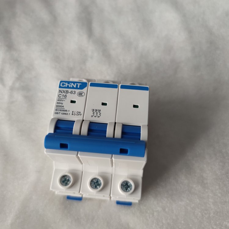 正泰家用小微型断路器 NXB-63 3P C16空气开关漏电保护开关