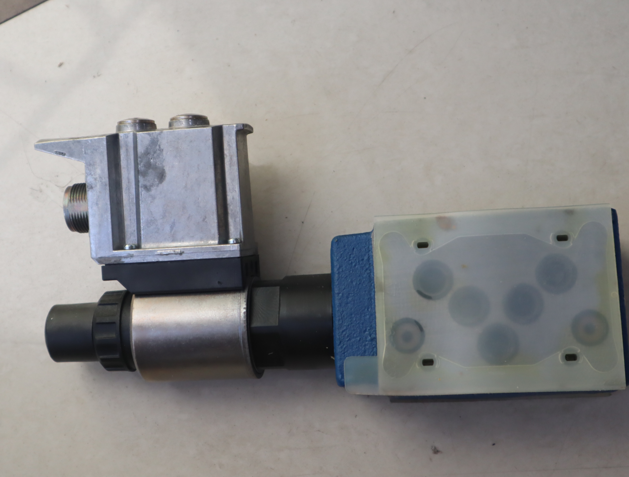 R901483247 Z3DREE10VP2-10/315XLG24K31A1M 力士乐REXROTH比例阀