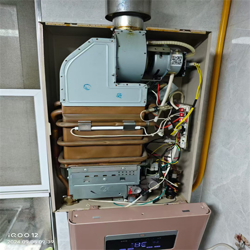 小霸王壁挂炉维修电话全市各区24小时服务热线