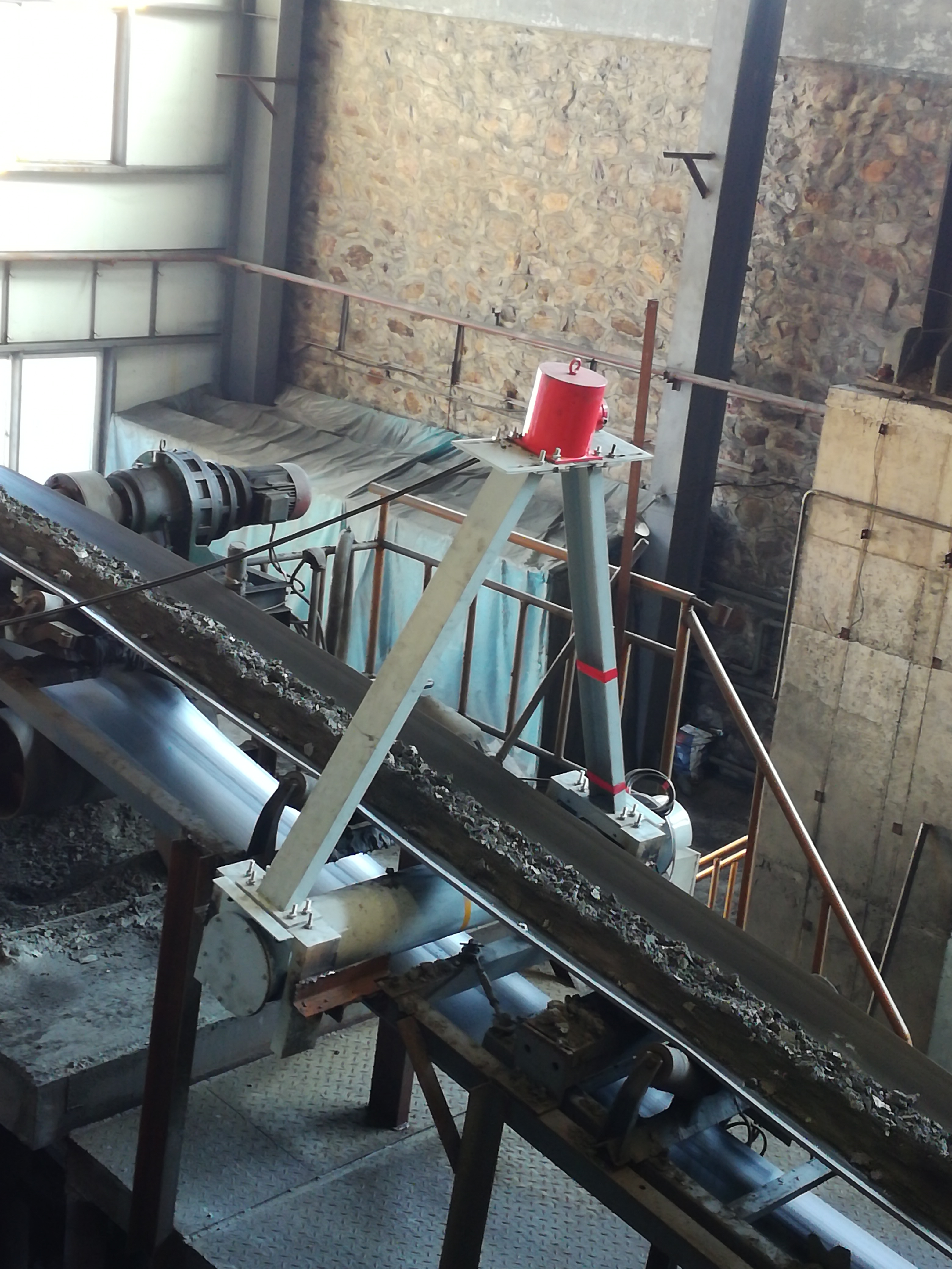 辽宁核子皮带秤-- 核子秤电源板的作用