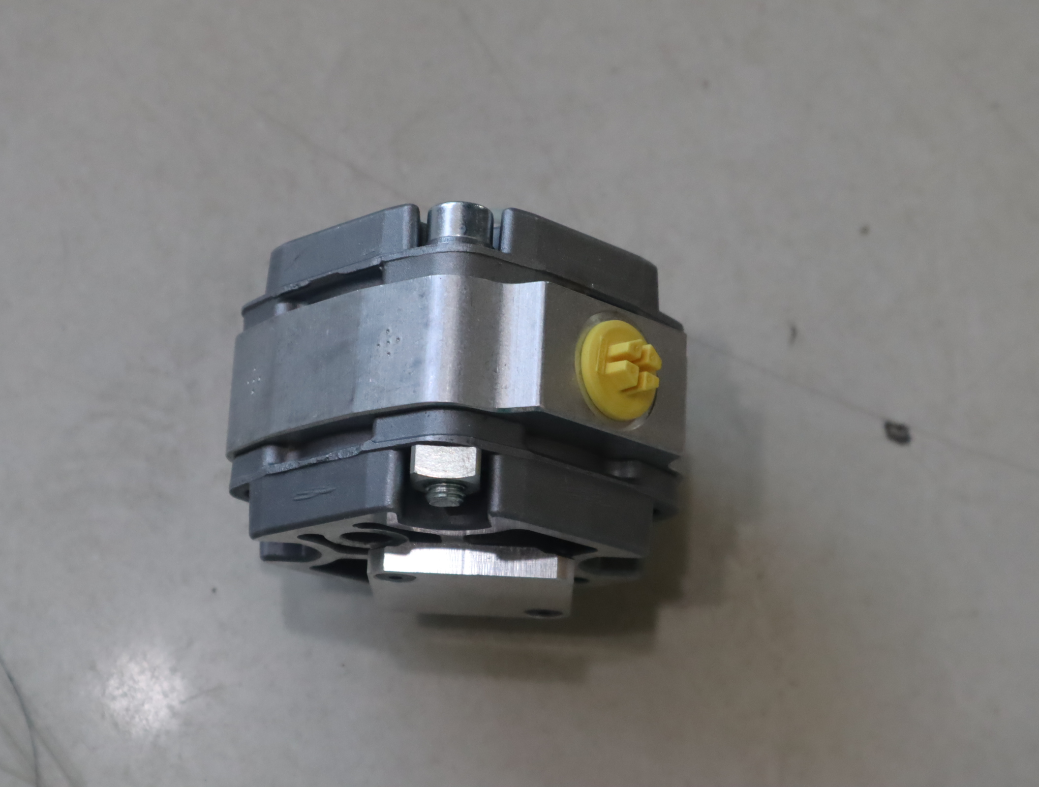 R900086165 PGF1-21/1.7RL01VM 德国力士乐REXROTH齿轮泵