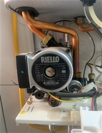 蚂蚁小斯燃气灶维修电话/24小时服务预约报修热线