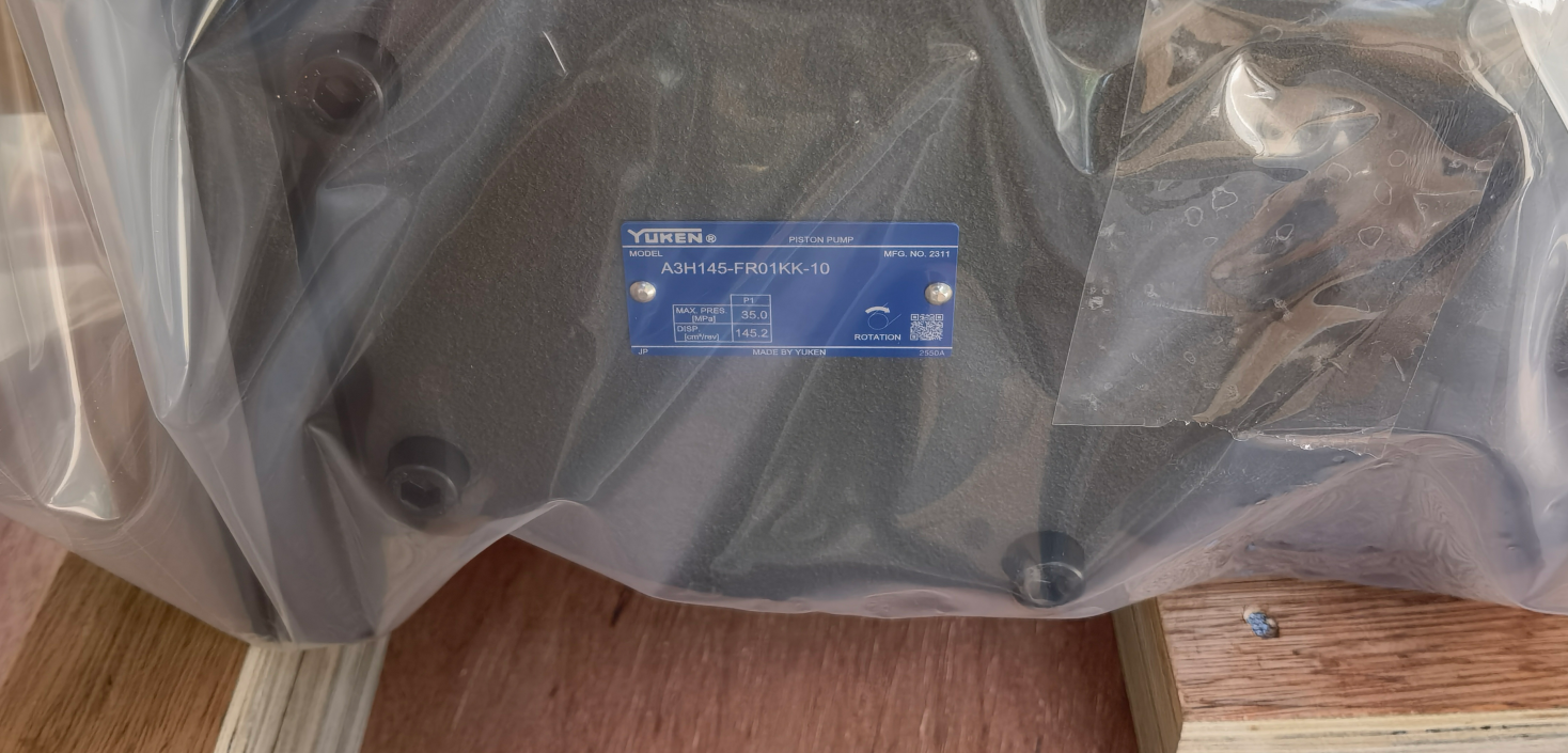 R901382346 4WRPEH6C4B24L-3X/M/24A1 德国力士乐REXROTH比例阀