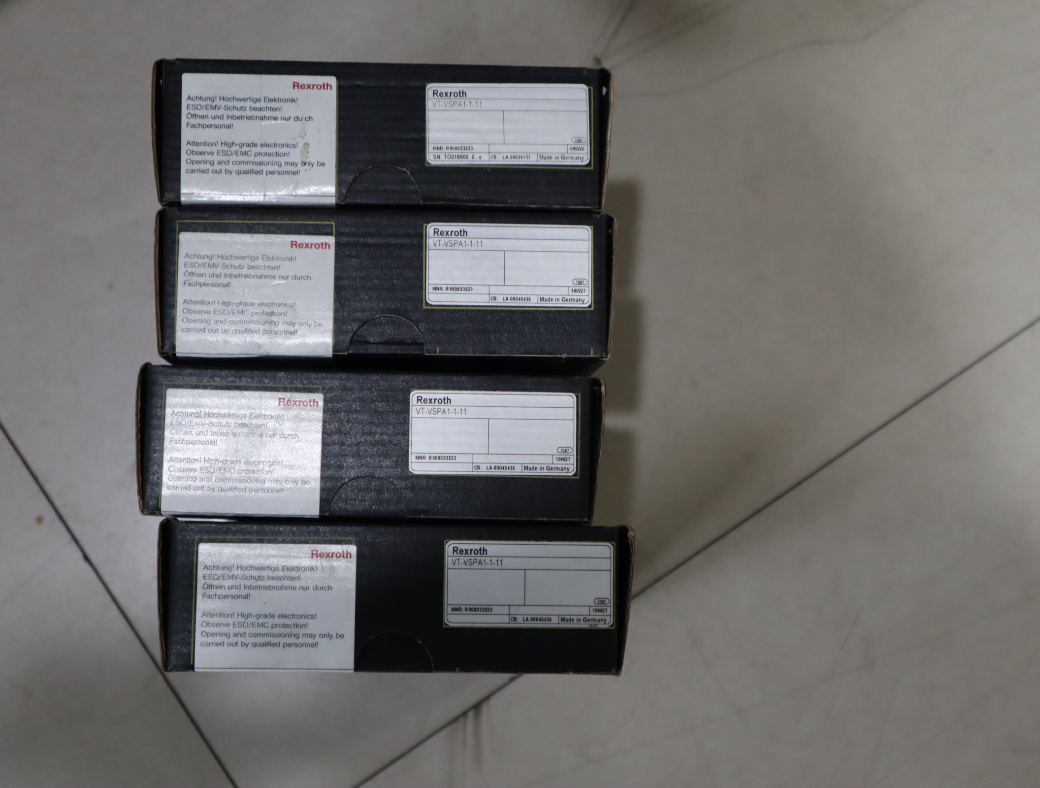 R900033823 VT-VSPA1-1-11 VT-VSPA1-1-1X 力士乐REXROTH放大器