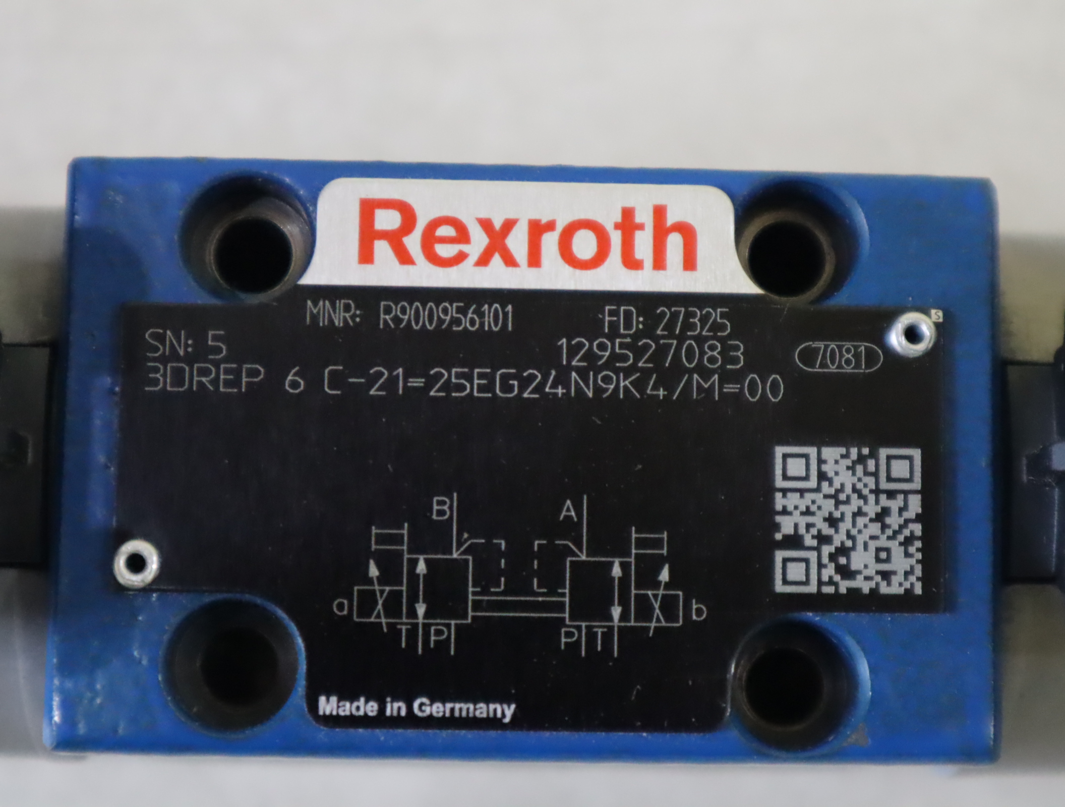 M-3SED6UK14/350CG24N9K4 R900052621 德国力士乐REXROTH电磁球阀