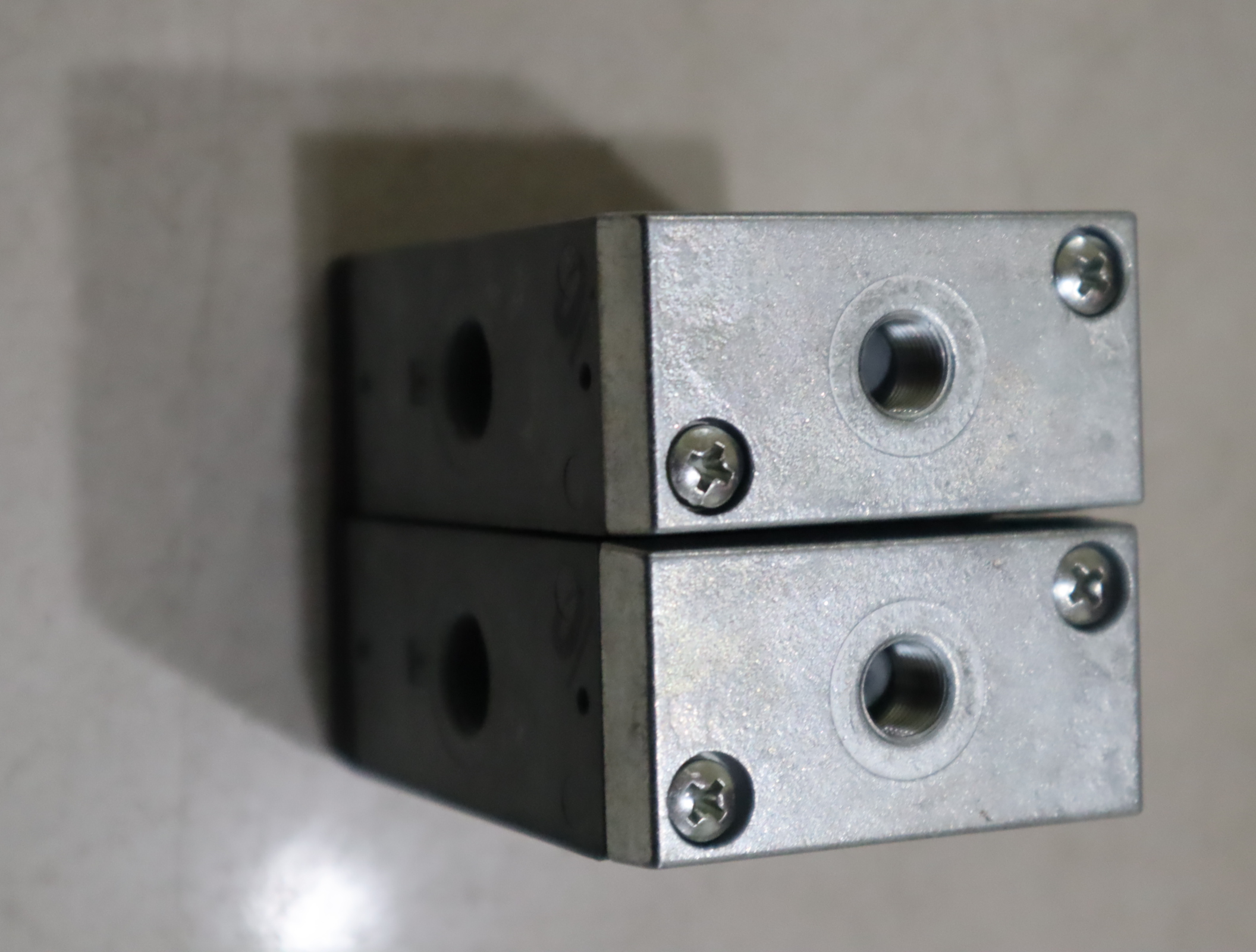 5710400100 德国安沃驰AVENTICS气动元件气动阀