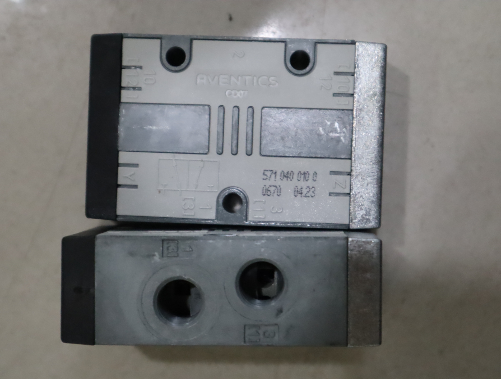 5710400100 德国安沃驰AVENTICS气动元件气动阀