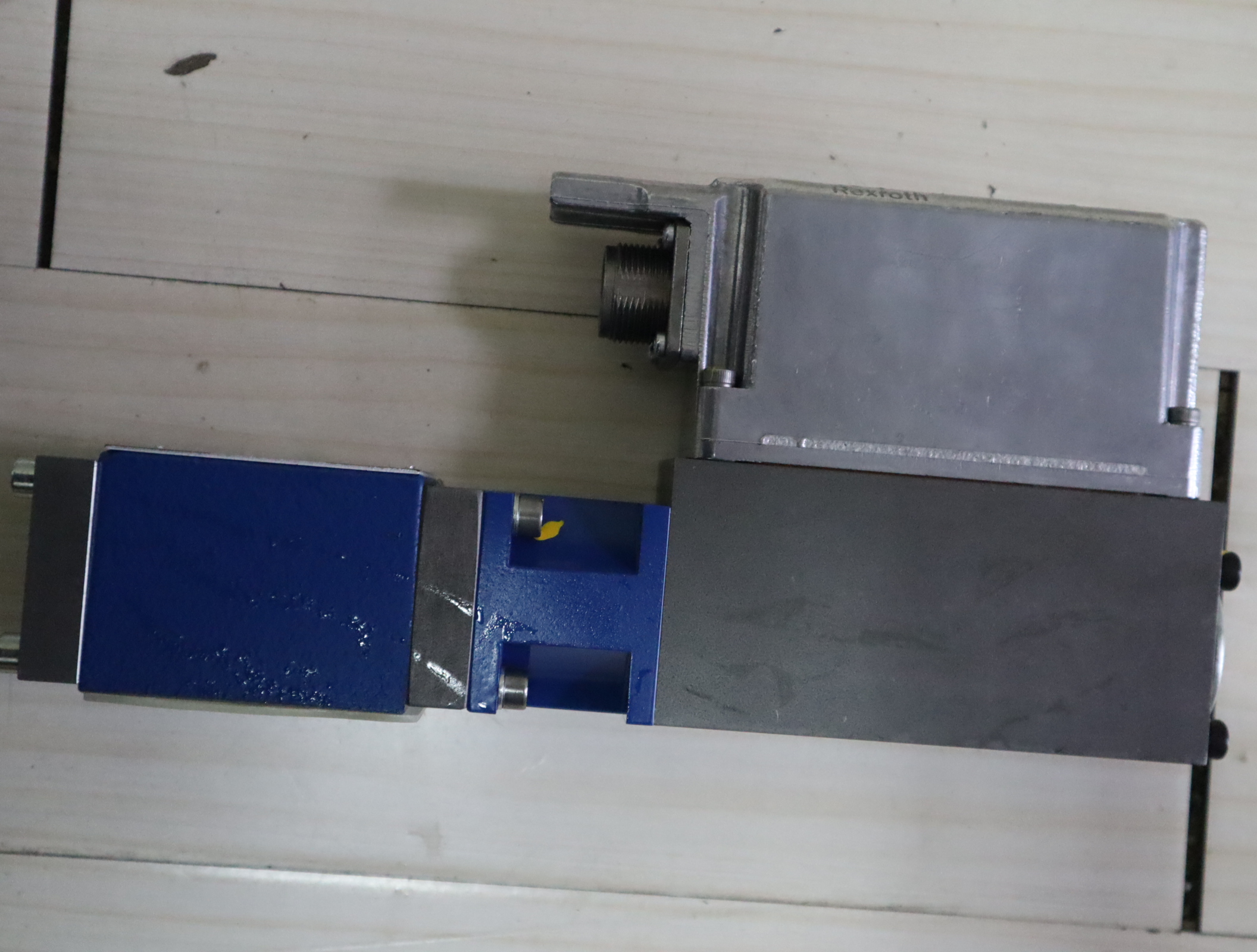 0811402082 DREBE6X-11/75MG24K31A1M 德国力士乐REXROTH比例阀