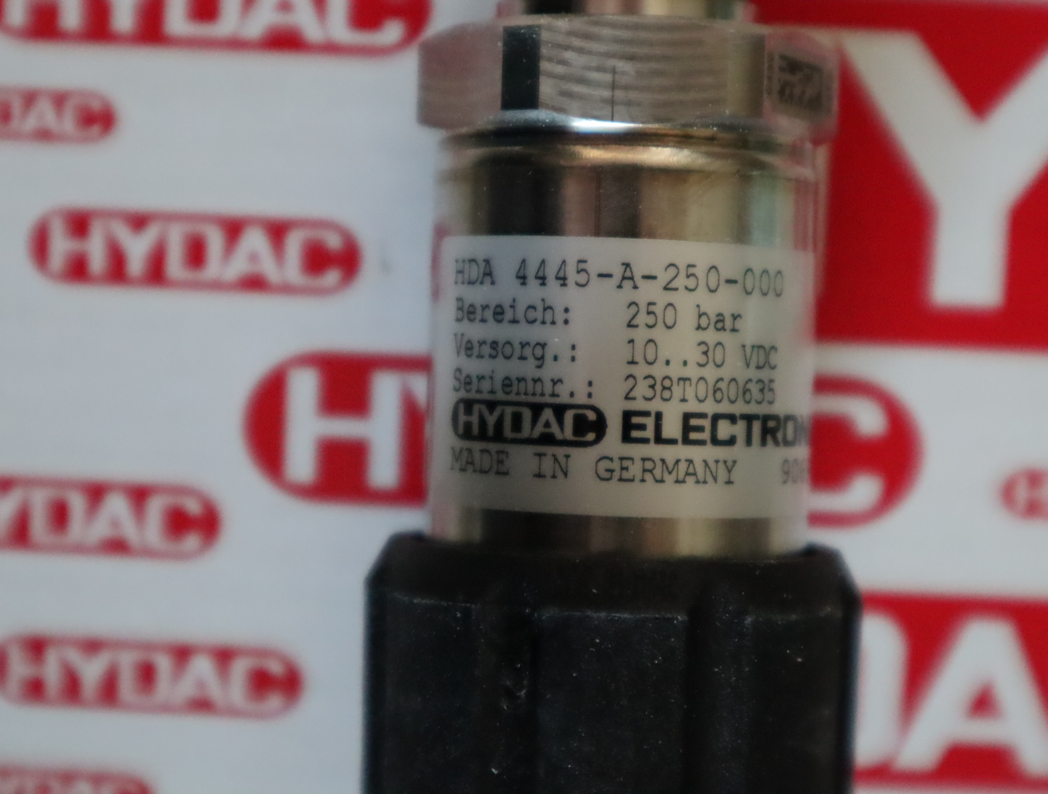 HDA4445-A-250-000 906995 德国贺德克HYDAC压力温度传感器