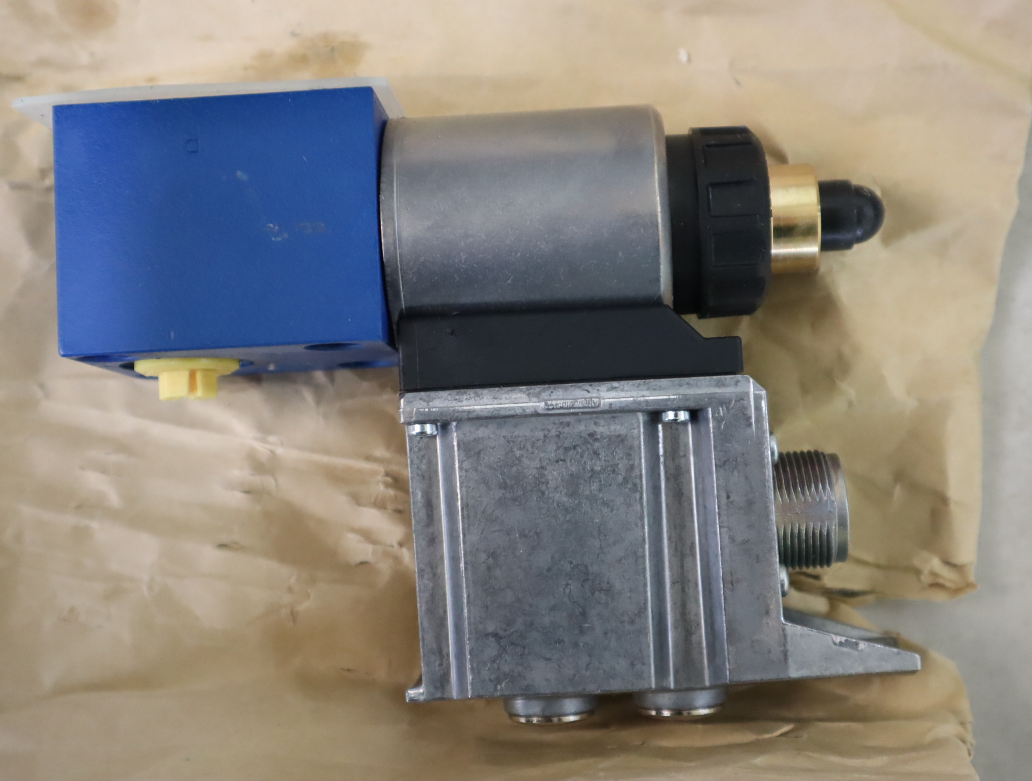 R901064278 DBETE-62/315YG24K31A1V 德国力士乐REXROTH比例溢流阀