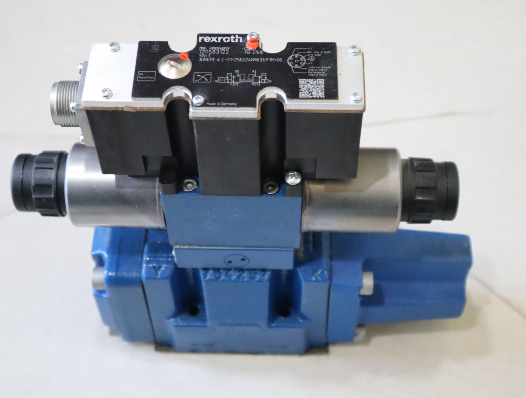 R900958859 3DREPE6C-21-25EG24N9K31/F1M-00 力士乐REXROTH先导阀