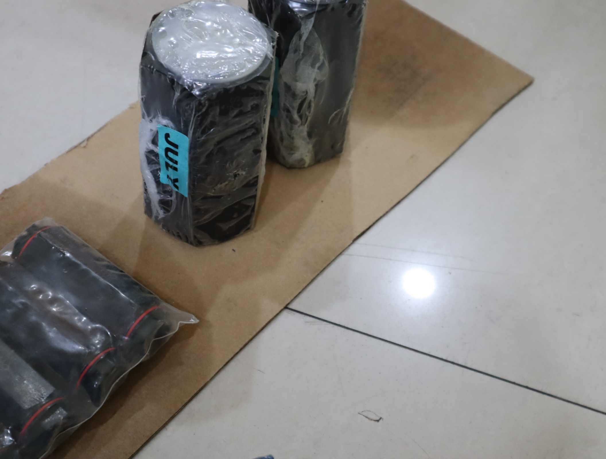 R900546257 4WE6D73-6X/EG24N9K4/A12 德国力士乐REXROTH电磁阀