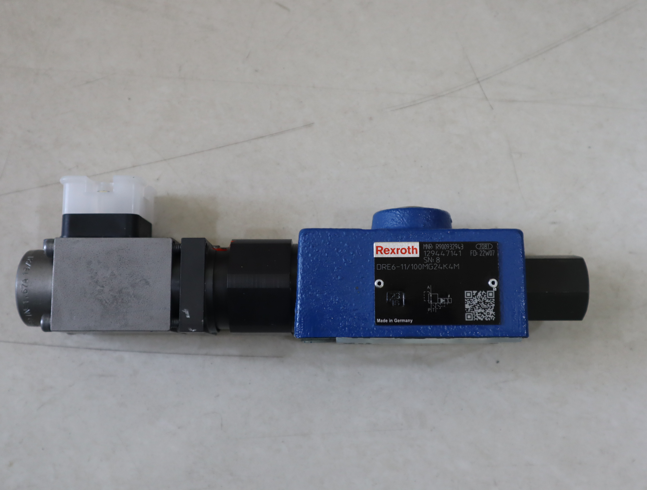 R900932943 DRE6-11/100MG24K4M 德国力士乐REXROTH比例减压阀