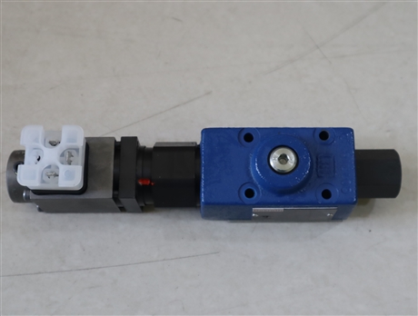 R900932943 DRE6-11/100MG24K4M 德国力士乐REXROTH比例减压阀