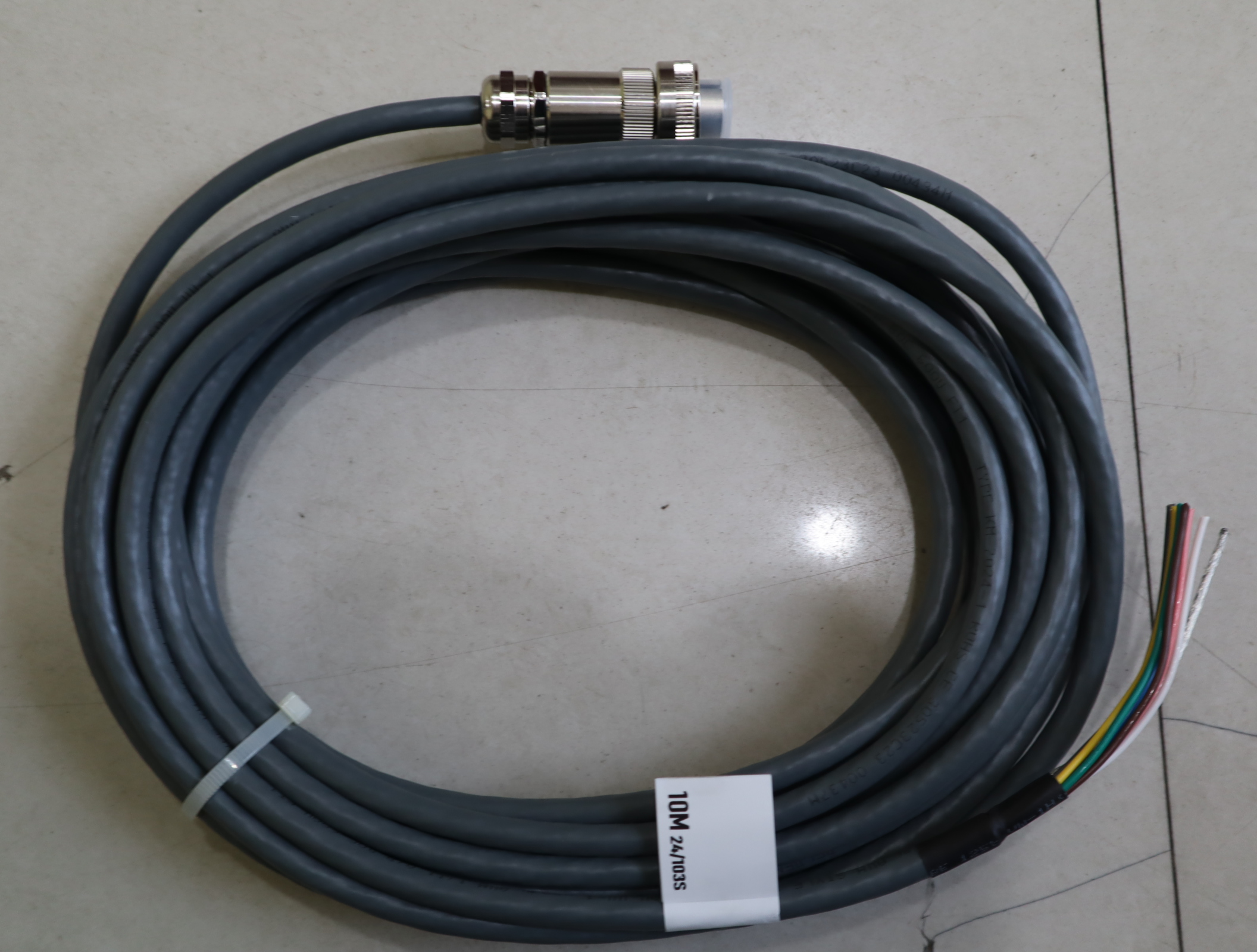 进口比例阀伺服阀七芯金属插头含十米电缆线