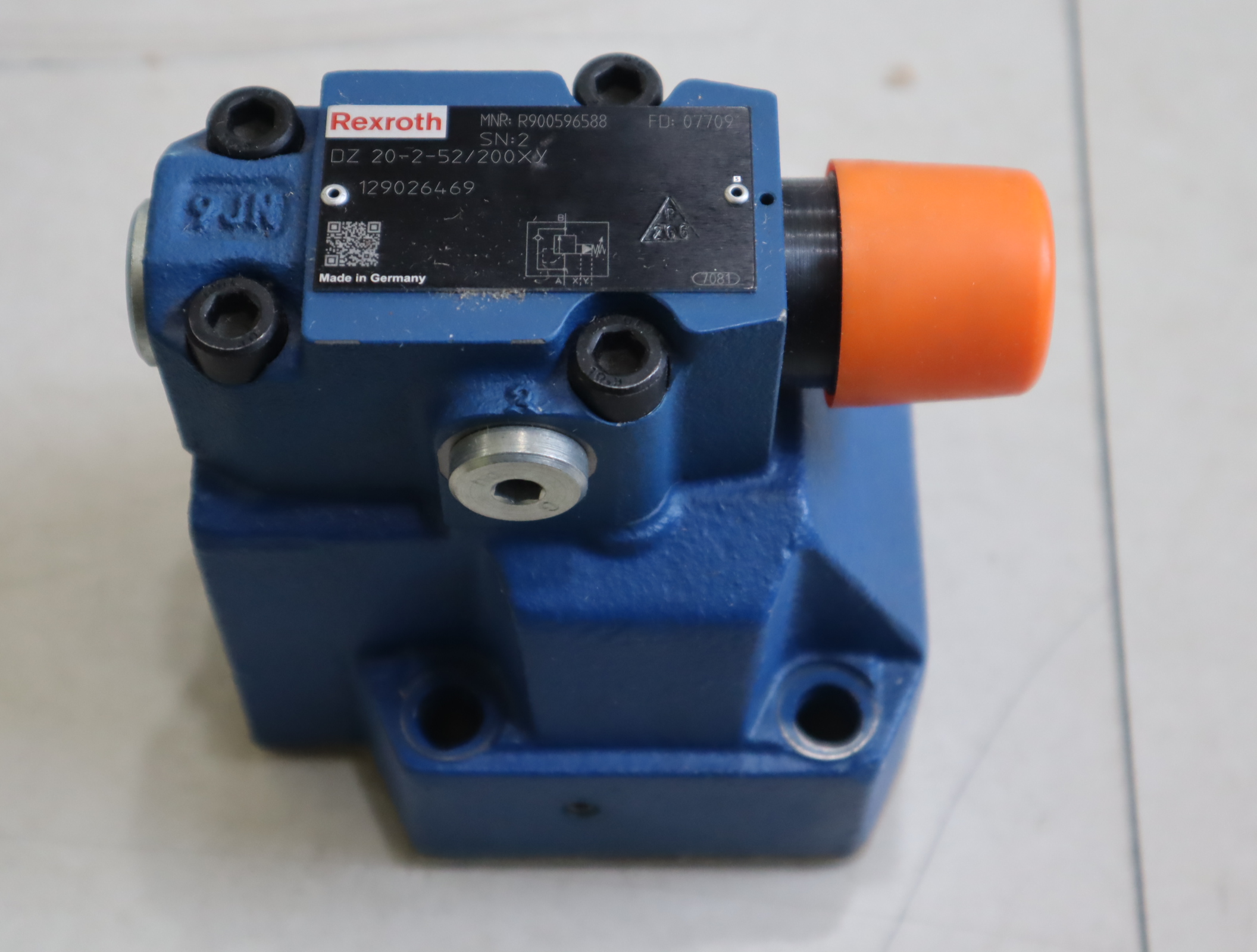 R900596588 DZ20-2-52/200XY DZ20-2-5X/200XY 力士乐REXROTH阀