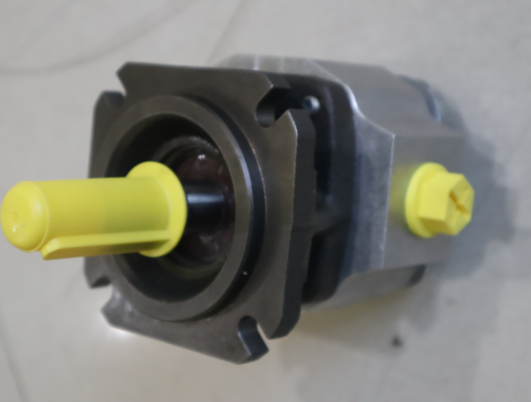 R900932271 PGF2-22/011RE01VE4 PGF2-2X/011RE01VE4 力士乐