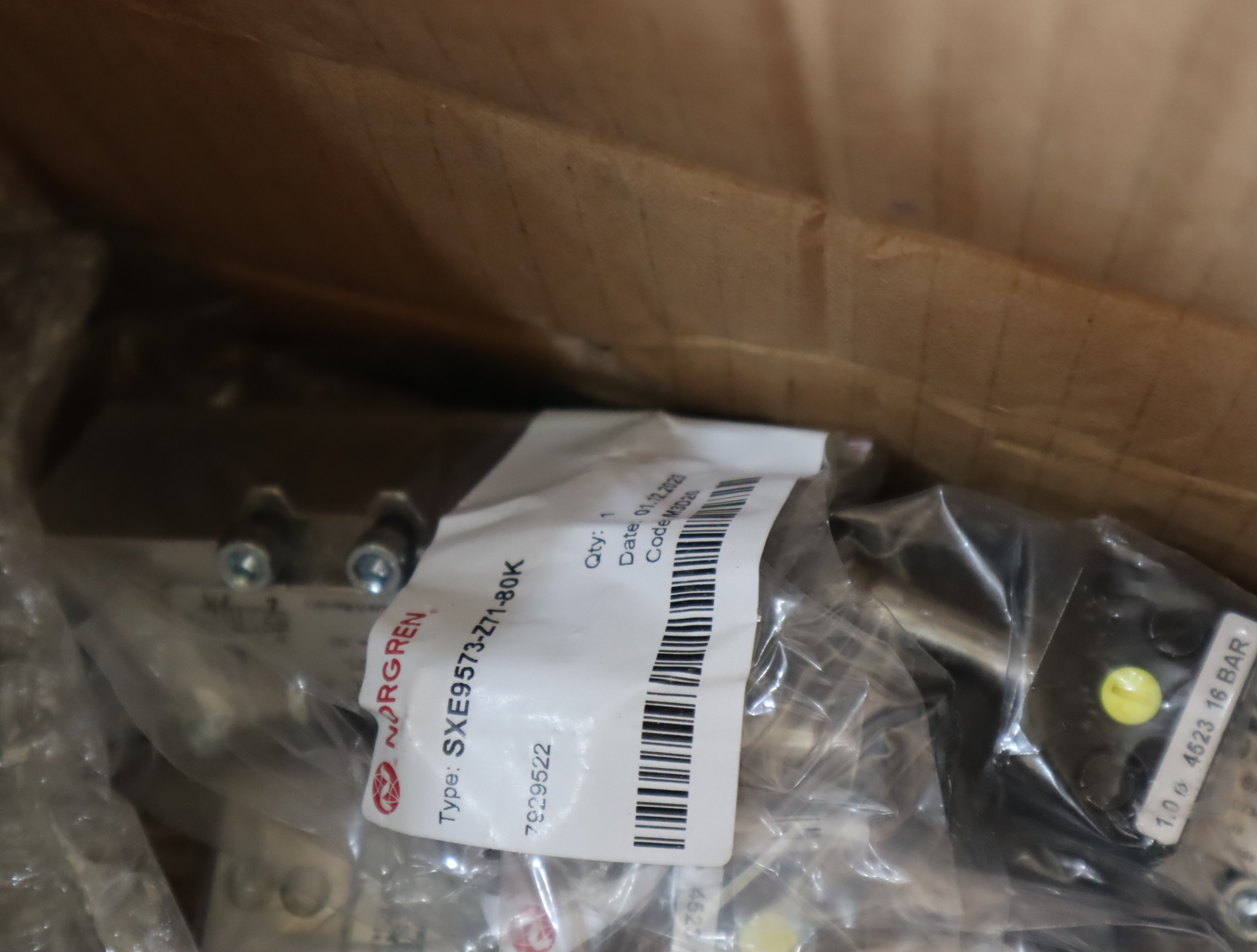 SXE9573-Z71-80K 英国诺冠NORGREN气动阀