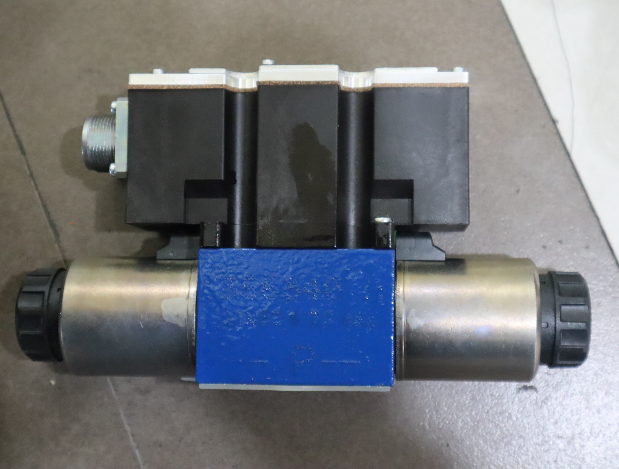 4WRAE6W07-22/G24K31/F1V R900778280 德国力士乐REXROTH比例阀