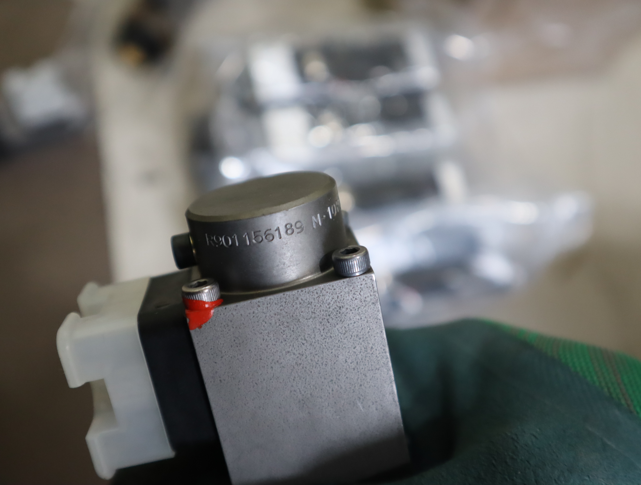 R901156189 M-10R20 5.2欧姆 德国力士乐REXROTH减压阀线圈