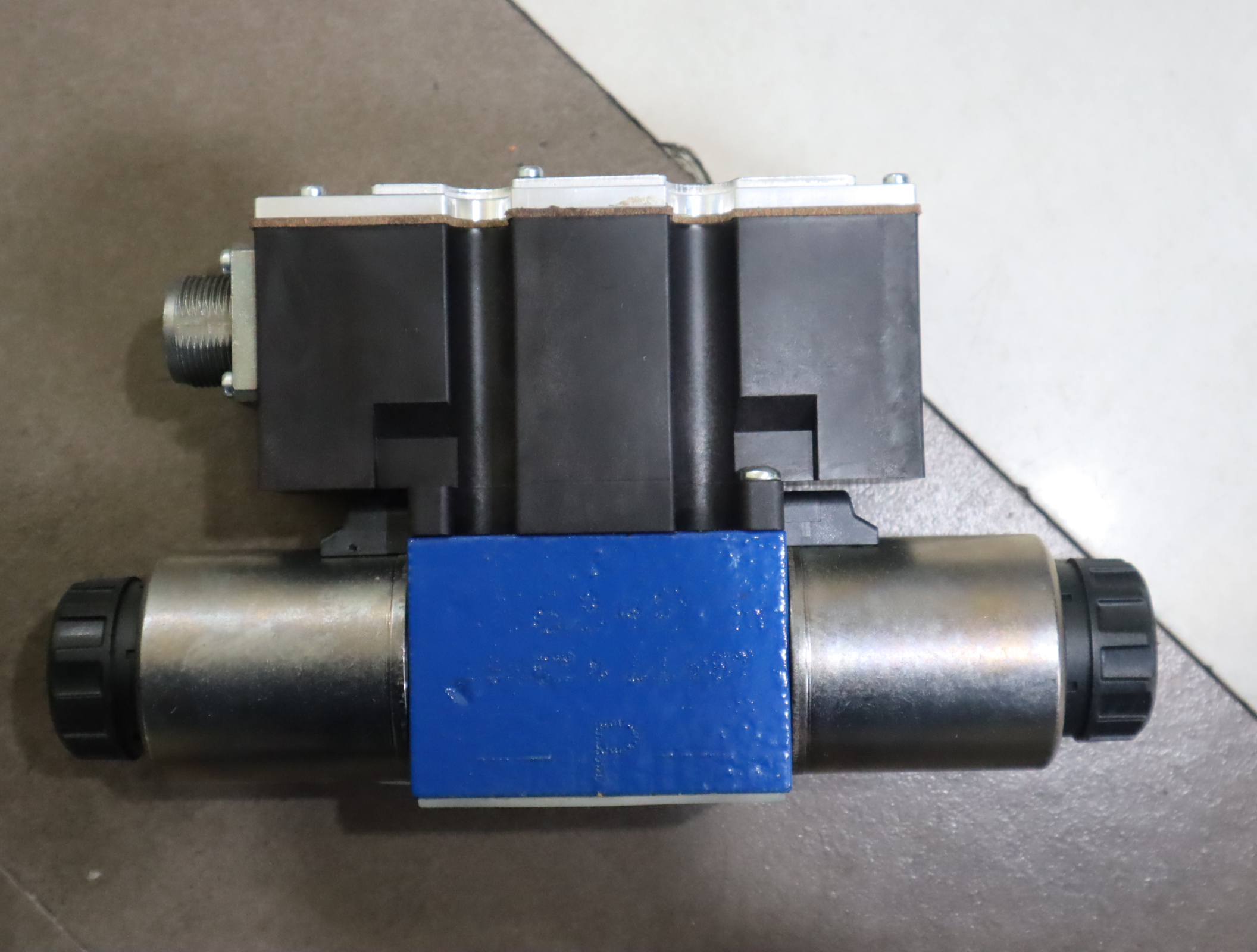 4WRAE6E07-23/G24K31/A1V R900954069 德国力士乐REXROTH比例阀