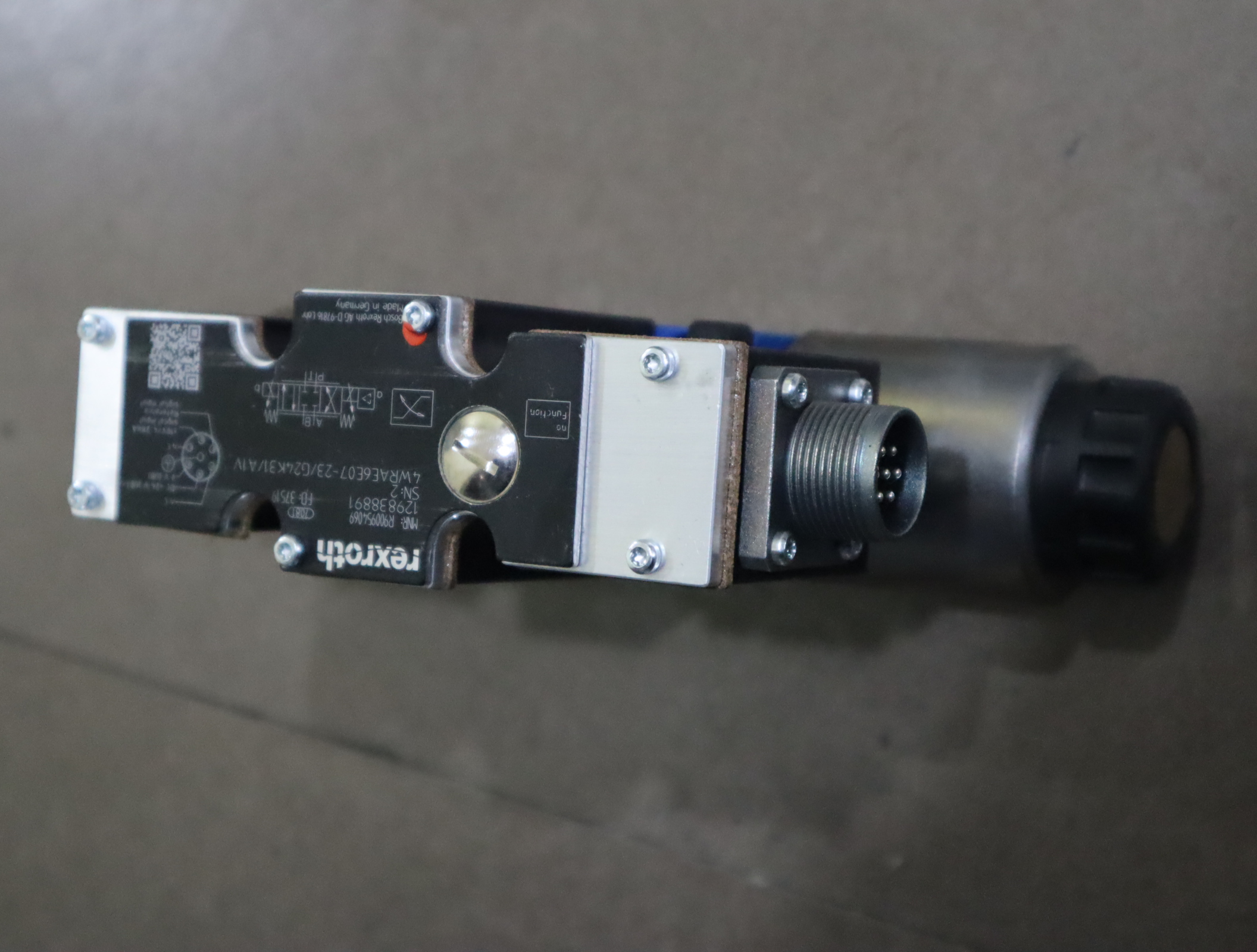 4WRAE6E07-23/G24K31/A1V R900954069 德国力士乐REXROTH比例阀