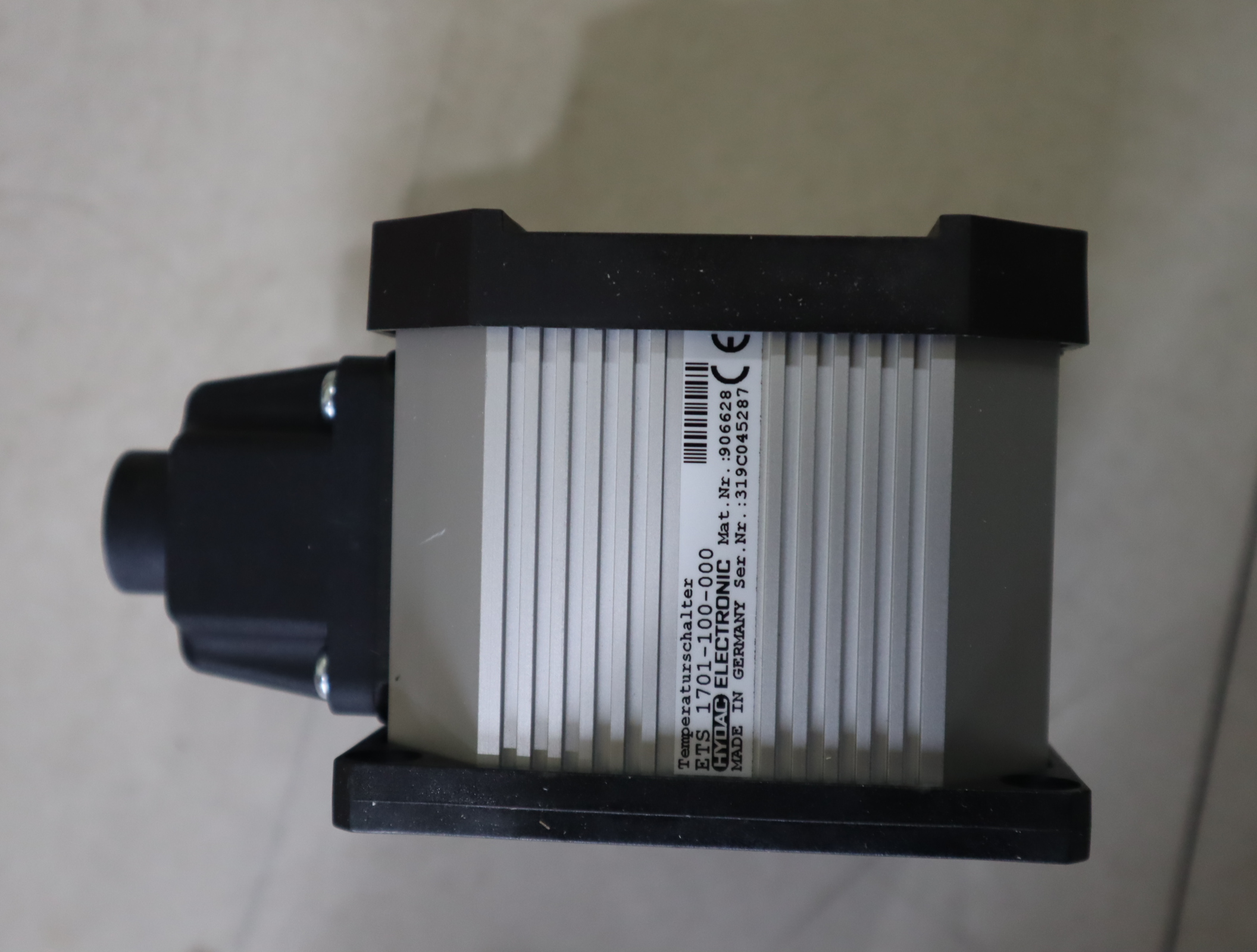 ETS906628 德国贺德克HYDAC压力温度传感器