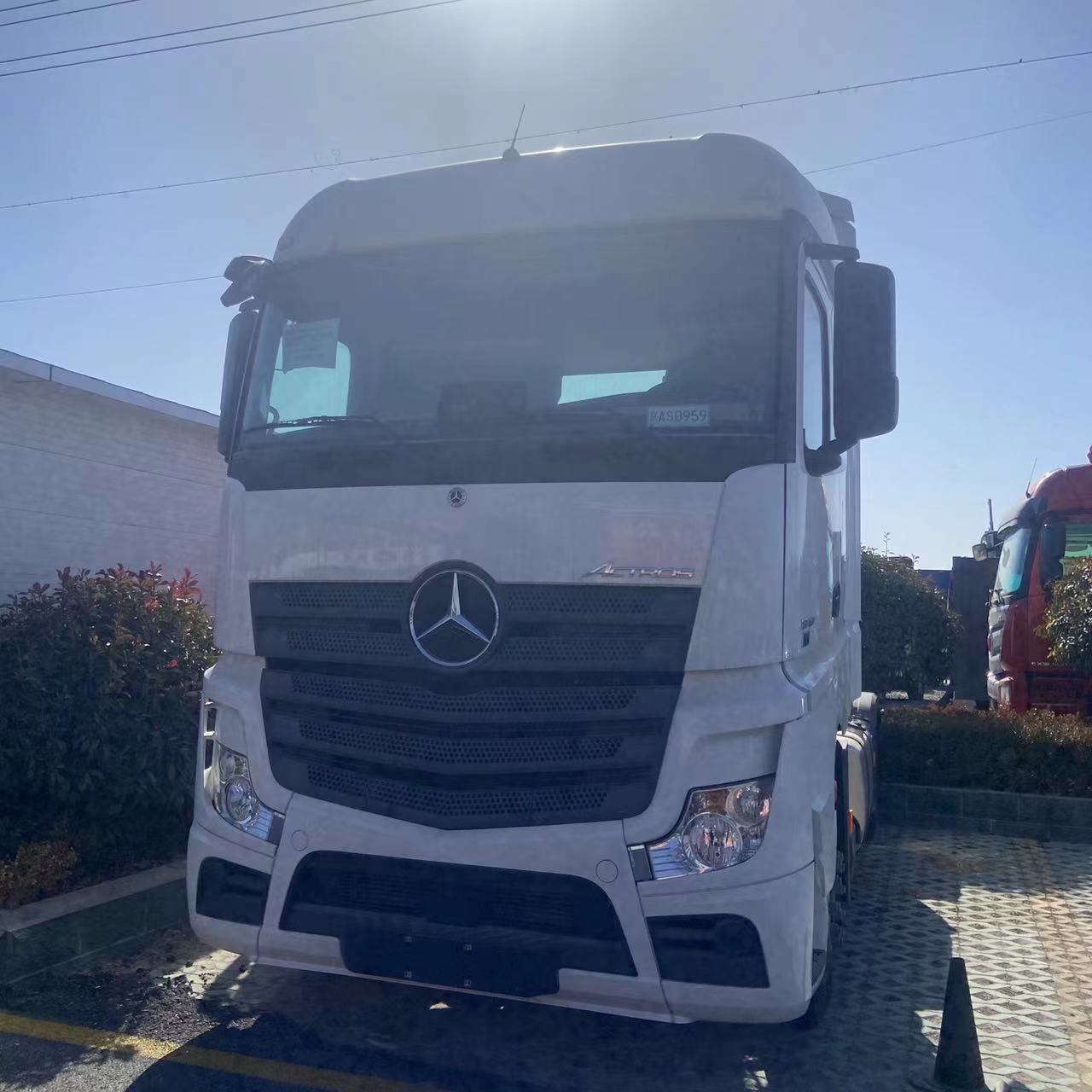 奔驰1848国六4X2 奔驰梅赛德斯OM417发动机 510马力 自动挡气囊桥