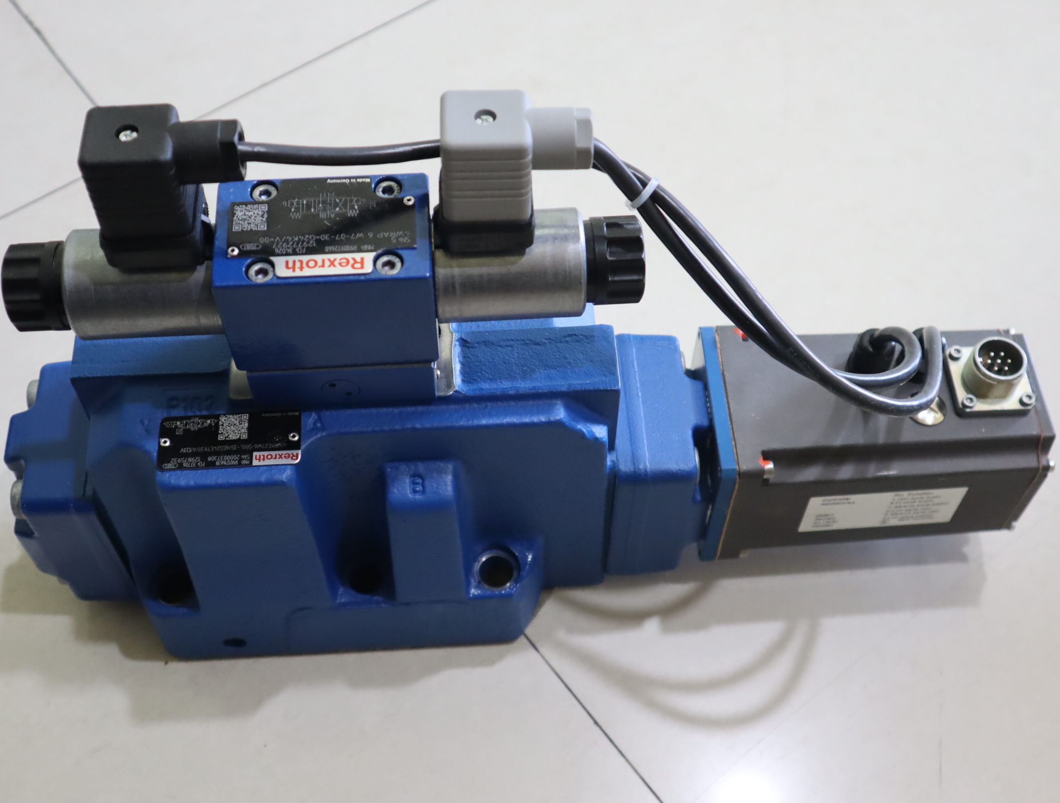 4WRKE27W6-500L-35/6EG24ETK31/A1D3V R901216638 力士乐REXROTH