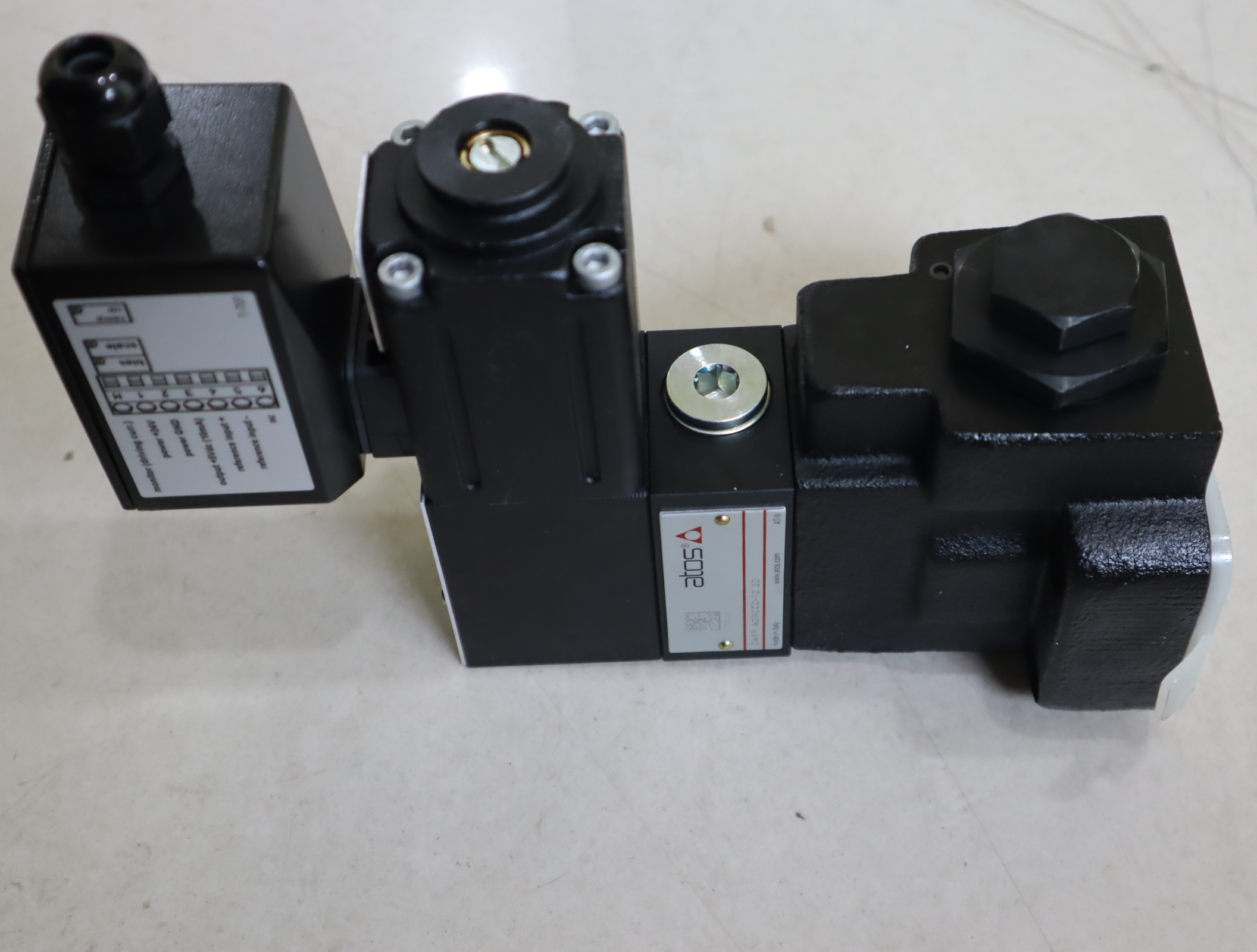 AGRCZO-A-10/100 20 E-MI-AC-01F 22/ 2 阿托斯ATOS 溢流阀放大器