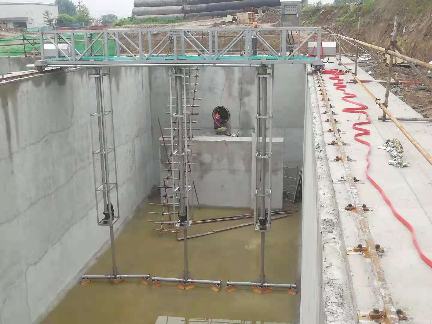 虹吸式刮吸泥机 行车式桁车式链条式设备