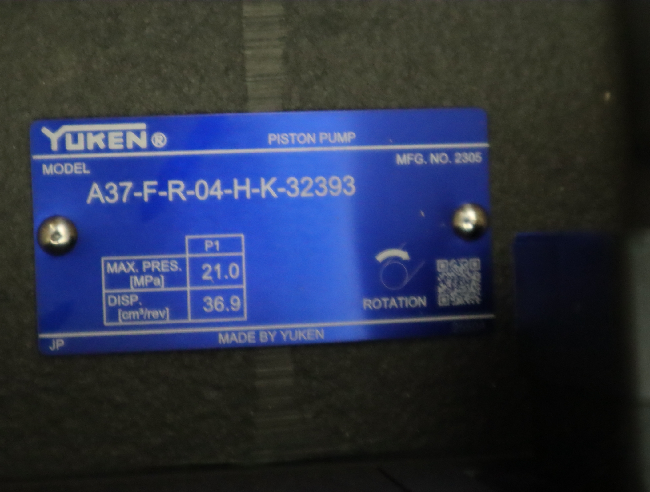 A37-F-R-04-H-K-32393 PISTON PUMP 日本油研YUKEN柱塞泵