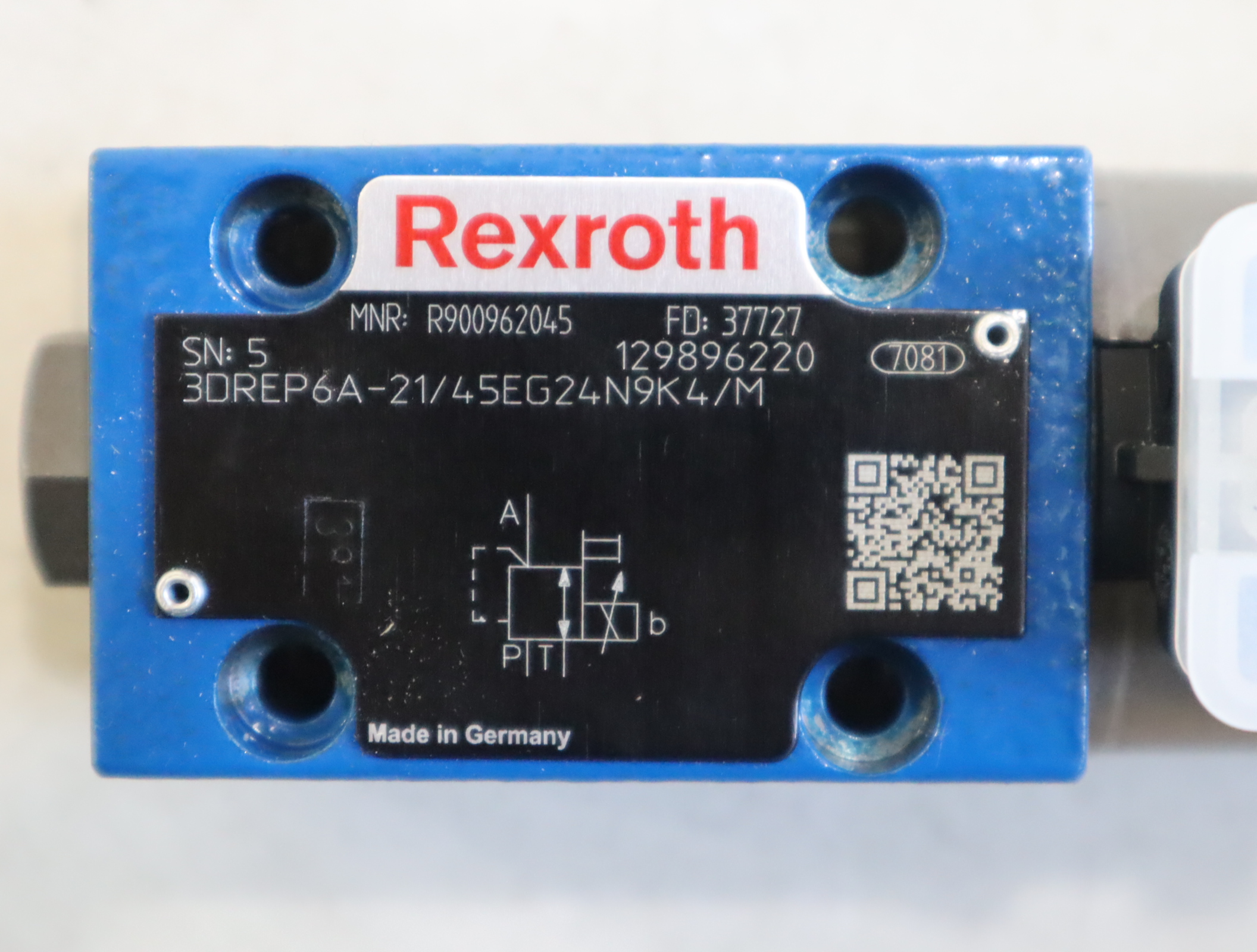 3DREP6A-2X/45EG24N9K4/M R900962045 德国力士乐REXROTH比例阀