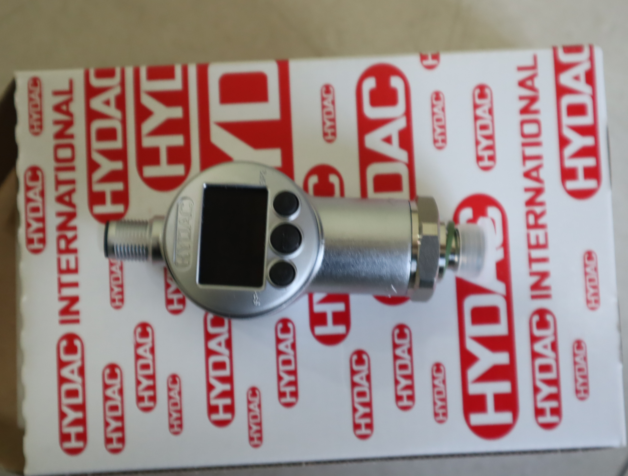 EDS3348-5-0016-000-F1 908176 德国贺德克HYDAC压力温度传感器