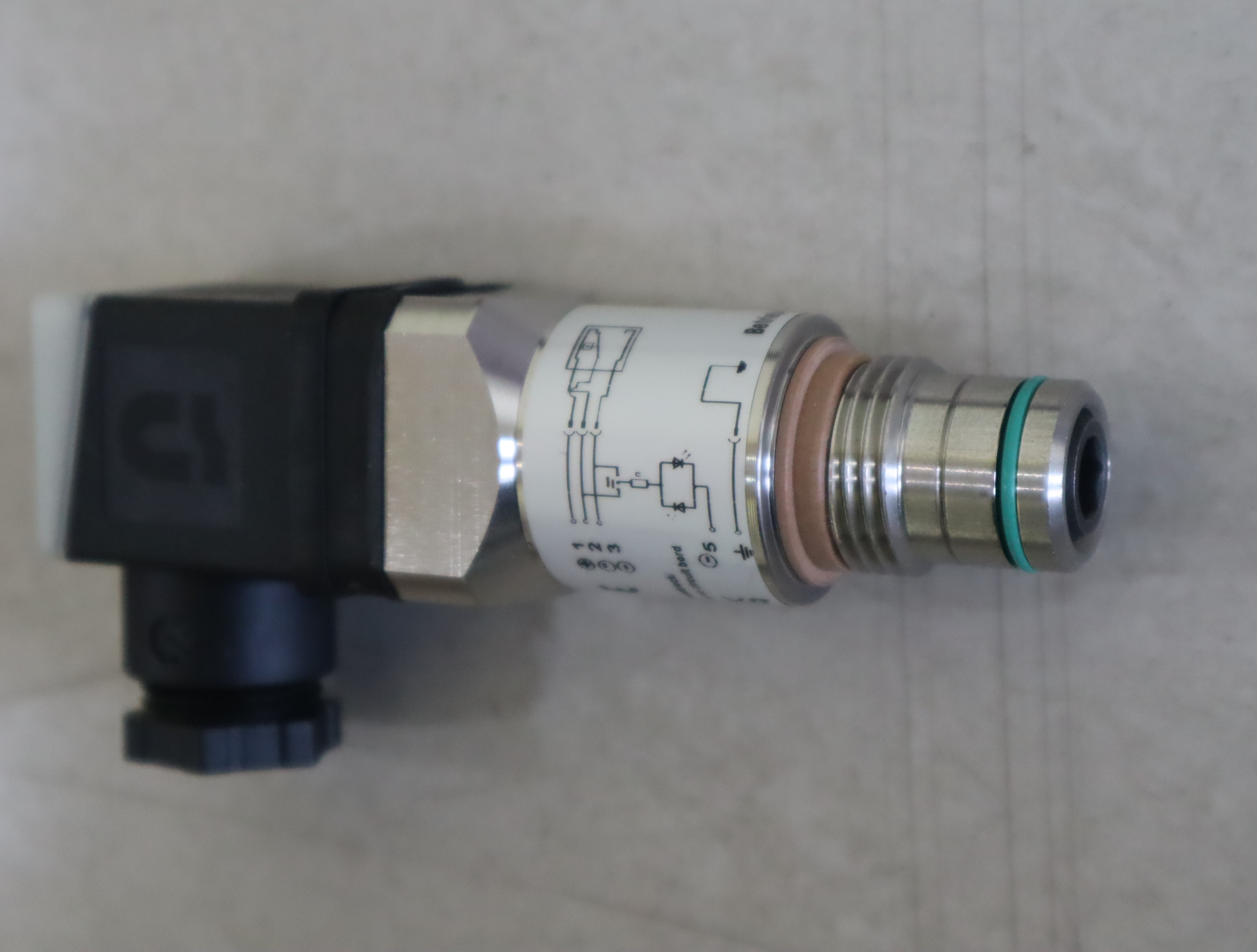 VD5D.0/-V-L24 AC/DC 10...30V 德国贺德克HYDAC压力开关