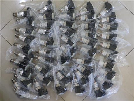VD5D.0/-L24  AC/DC 10...30V  德国贺德克HYDAC压力开关