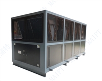 超高控温精度，风冷/水冷式螺杆冷水机