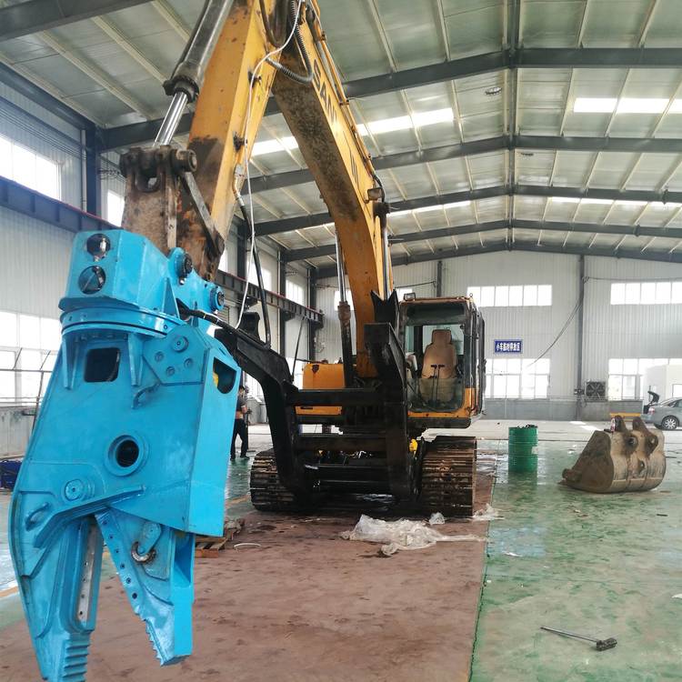 报废汽车拆解机 拆车剪压车架 废旧机动车进行拆解和分解