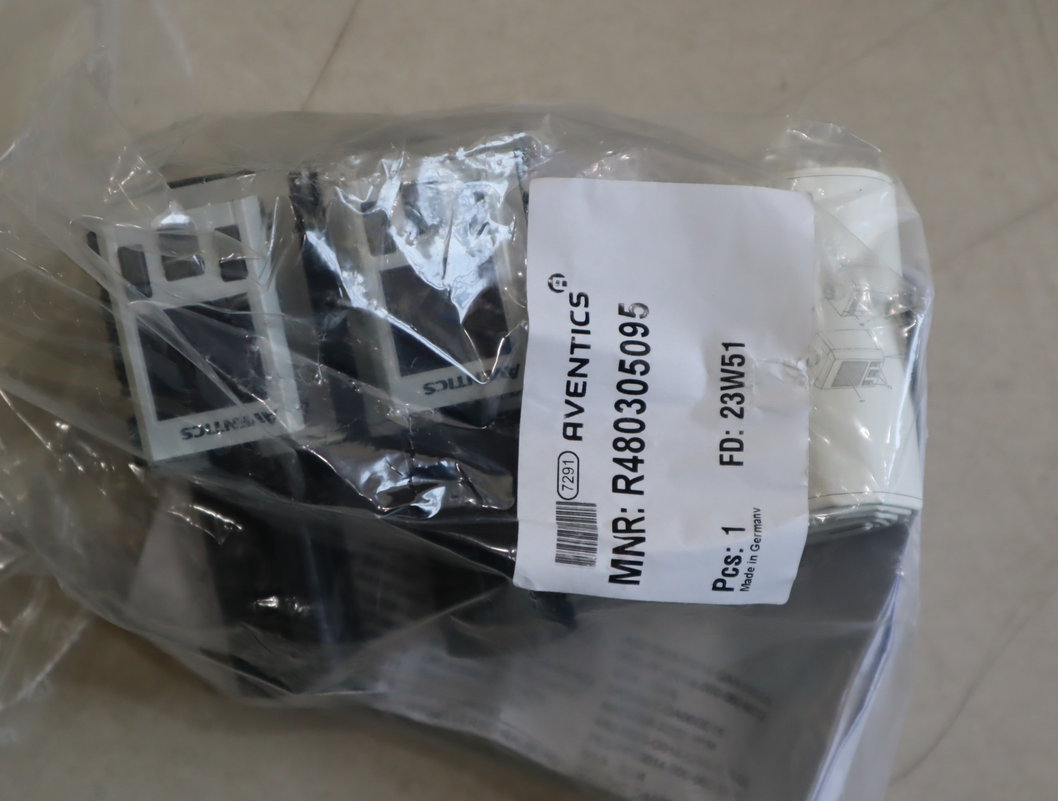 R480305095 德国AVENTICS安沃驰气动阀