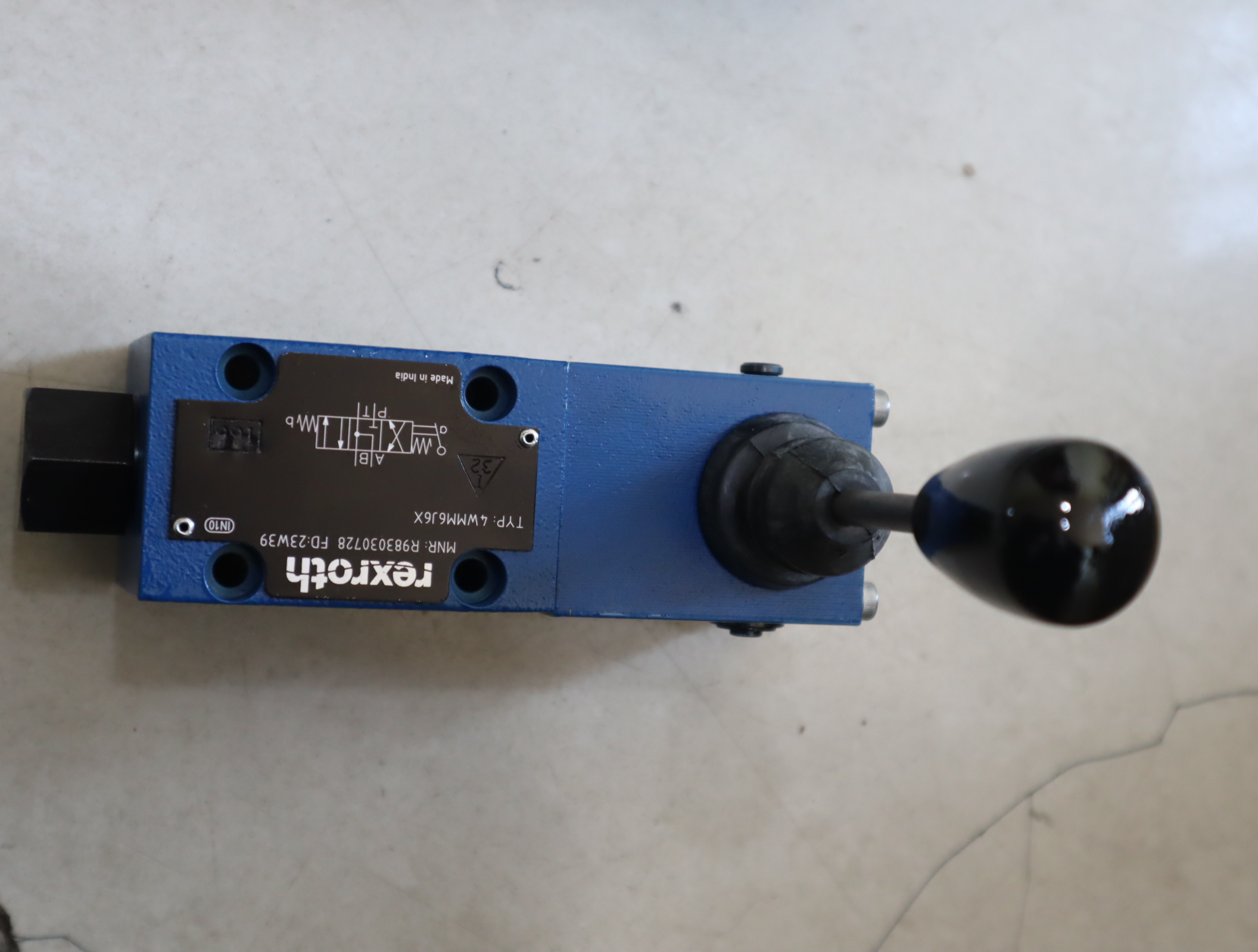 4WMM6J6X R983030728 德国力士乐REXROTH手动阀