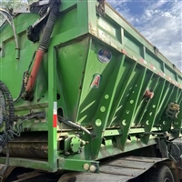 9米吉鲁履带挂 高度1.6米,高皮带1.3米宽 带原装液压盖板 21年7月