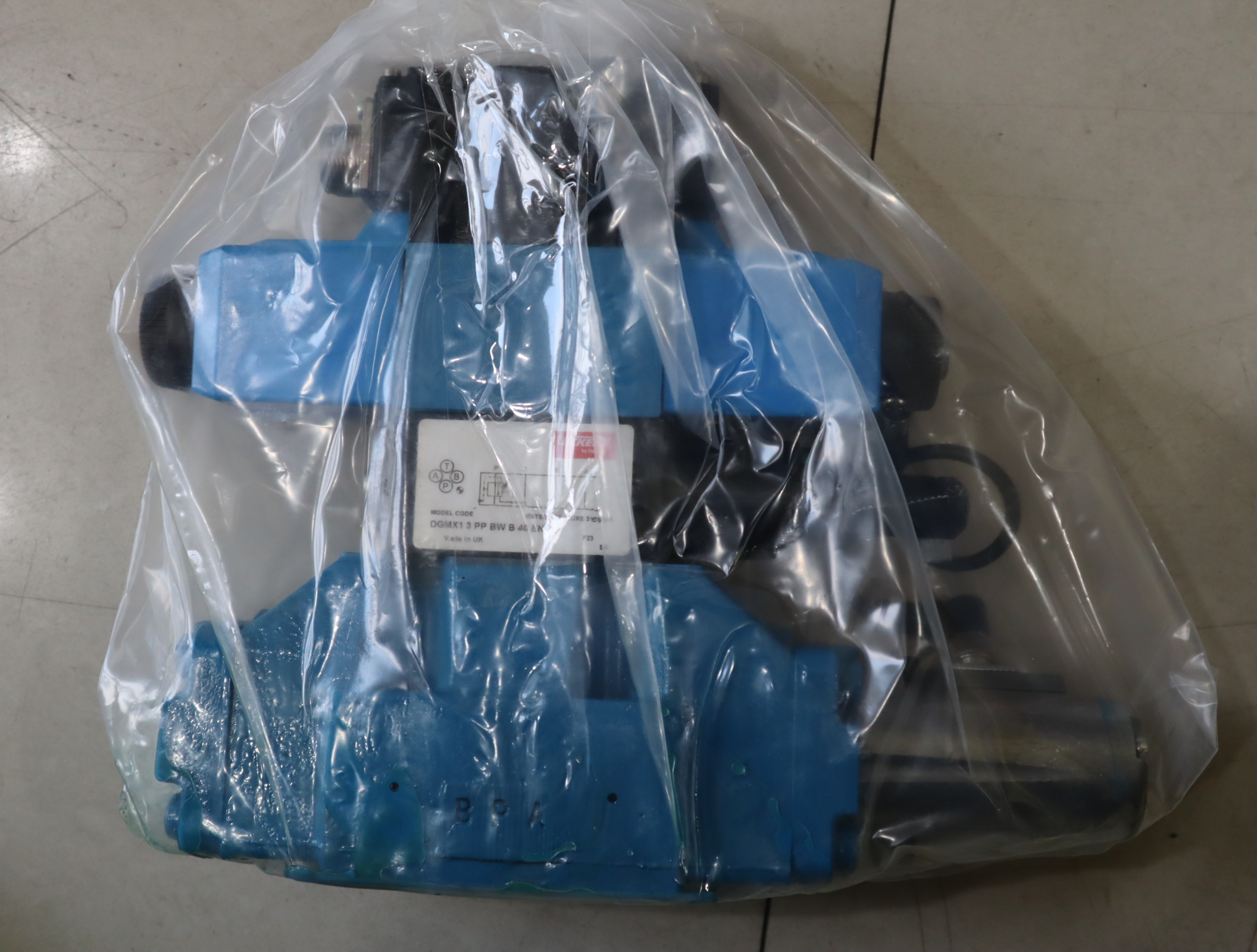 KBFDG5V 8 33C375N X M1 PE7 H1 11 威格士VICKERS伊顿EATON比例阀