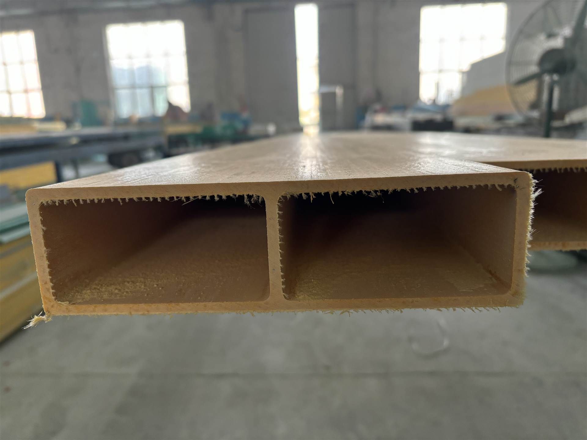 森德玻璃钢檩条立柱格栅围栏生产厂家